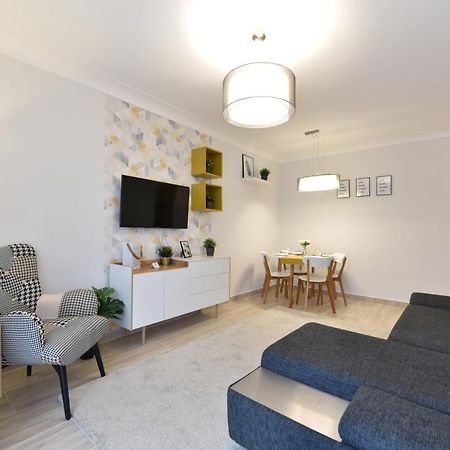 Kiralykut 1 Apartman - Ingyen Parkolas, Bicajok, Ac Székesfehérvár 외부 사진