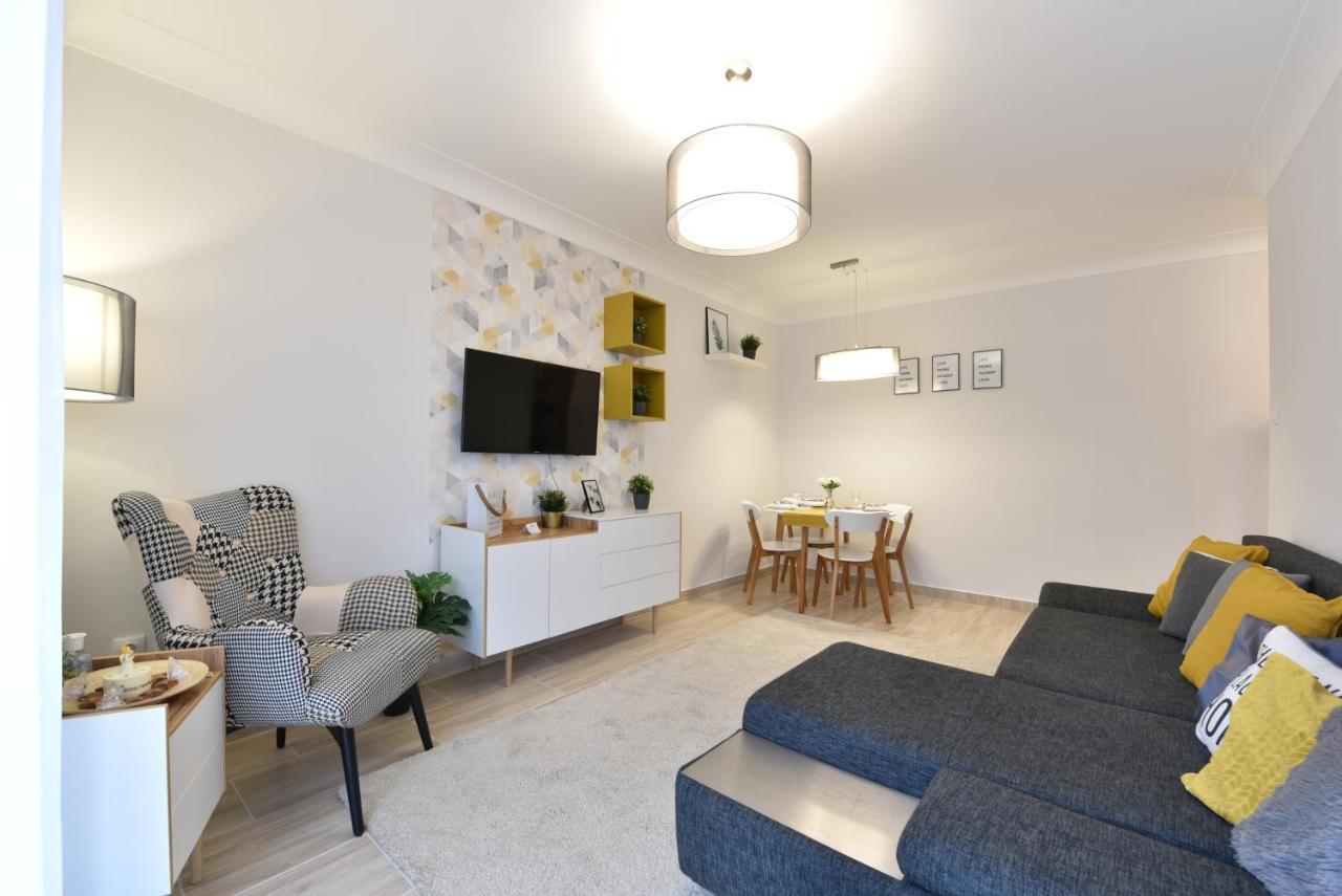 Kiralykut 1 Apartman - Ingyen Parkolas, Bicajok, Ac Székesfehérvár 외부 사진